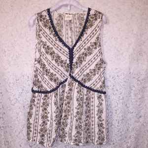 Knox rose light brown floral flowy tank